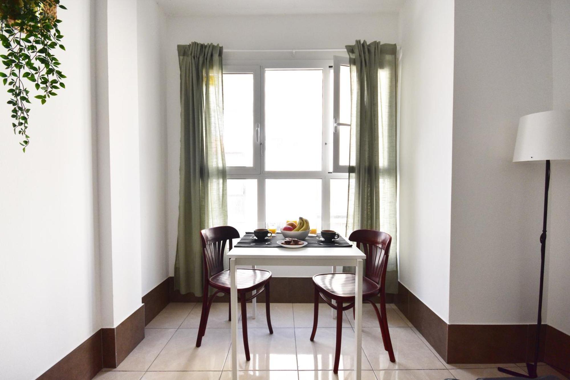 Apartamentos A 10 Minutos Del Aeropuerto Carrizal Pokoj fotografie