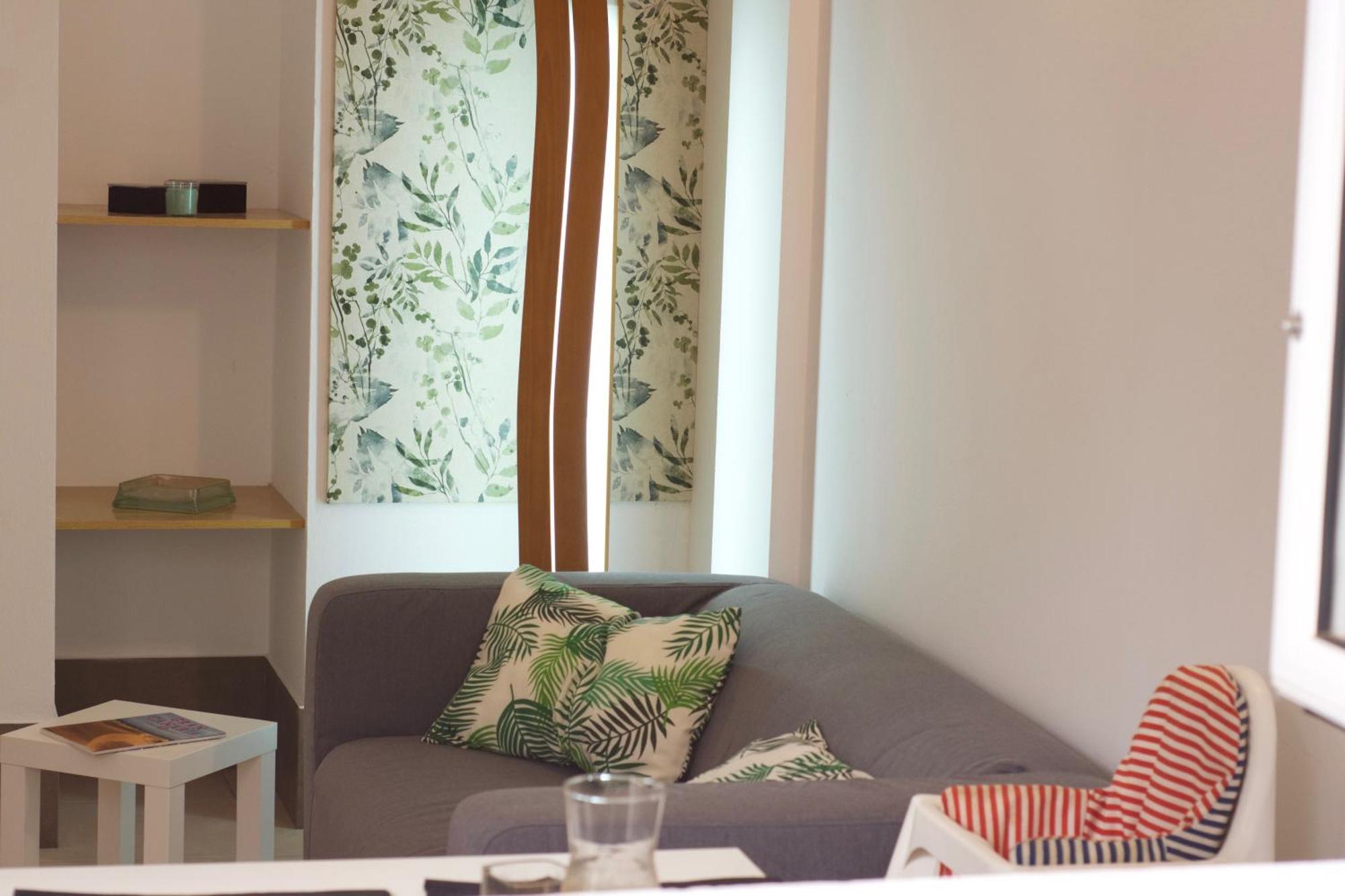 Apartamentos A 10 Minutos Del Aeropuerto Carrizal Pokoj fotografie